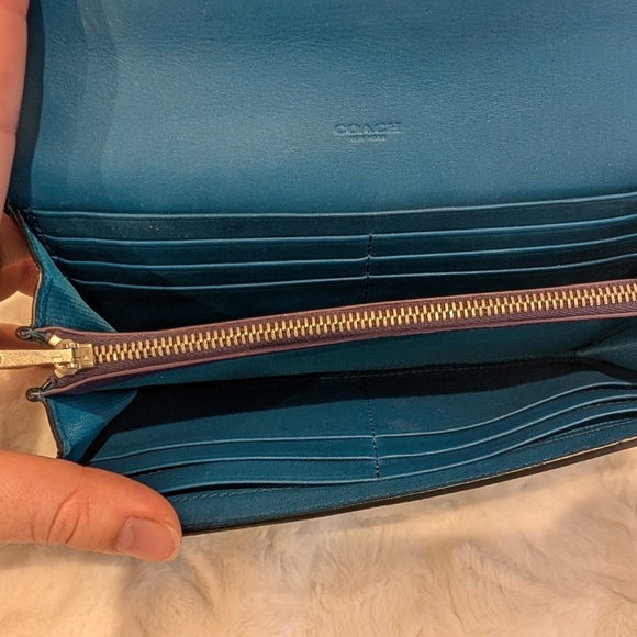 Coach Legacy Turnlock Teal & Purple Leather Wallet Silver Hardware EUC - Picture 11 of 15